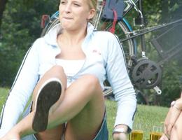 Amateur upskirt gellery Image 5