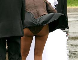 Amateur upskirt gal Image 2