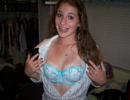 A collection of amateur blowjob gallery Image 1