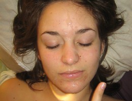 An amorous chicks  facial pictures Image 1