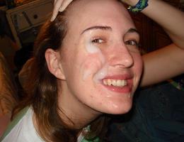 An amorous chicks  facial photos Image 7