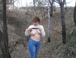 My hot a bit fat GF posing nude for me before sex. Image 3