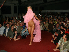 Few people were successful to see these amazing sextractive girls after the performance - wanna be among them? Image 5