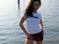 See the very rare pics of these beautiful sexy girls after they finish the fantastic strip show! Image 6