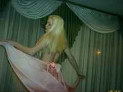 We dispose of rare photos from private VIP parties and special shows where people wanna see not a trite striptease but something much more interesting. Image 1