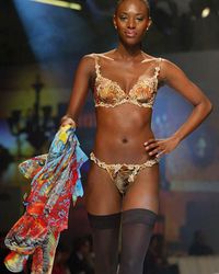 Bridal Fashion Show images Image 9
