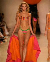 Cosmopolitan Lingerie Fashion Show photos Image 9