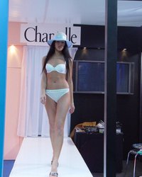 L.A. Fashion Girls pics Image 2