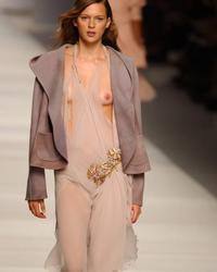 Fashion Model Nips, Slips Pokies pictures Image 10