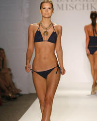A fun Lingerie fashion show in Mumbai shots Image 8