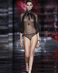 Fashion models topless oops nip slip photos Image 1