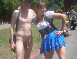 CFNM women stripping me galery Image 5