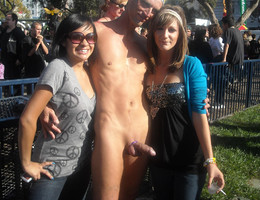 Naked Men laugh by Clothed Women collection Image 5