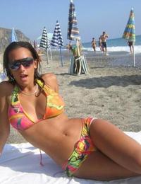 A lady on open swim suit at the Daytona Image 4