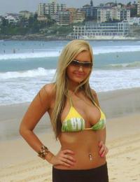 A babe on open swim suit at the Apollo Image 3