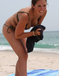 A gir on the Peka Peka Image 11
