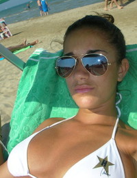 A babe on open swim suit at the Paradise Image 1