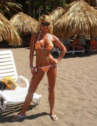 Candid teens in swimsuit or topless voyeur photos at Kuta Image 2