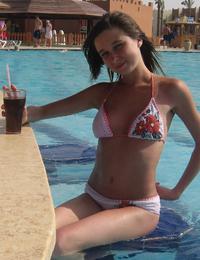 A girl spreading on the Coralita Image 12