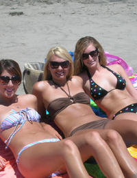 A cutie on open swim suit at the Negril Image 2