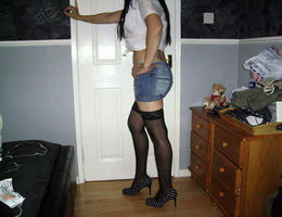 Pretty cuties with pretty stockings gellery Image 6