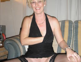 Nice bitch In Stockings gelery Image 3