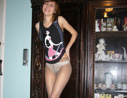 Fantastic sluts in sexy pantyhose photos Image 7
