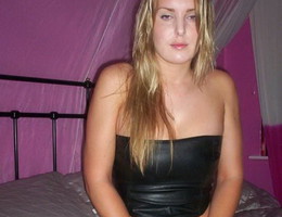 Amateur girls in pantyhose gellery Image 4
