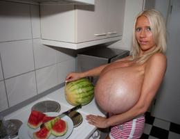 Amateur big tits photos Image 7