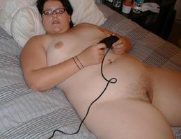 Amateur chubby bitch gal Image 9