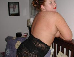 Sexy chubby blonde lady ahare her private photos gelery Image 6