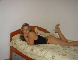 Amateur lady in lingerie gallery Image 3