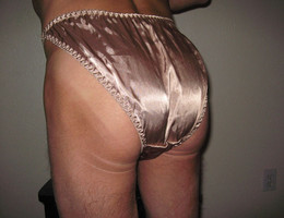 Crossdressers in panties pics Image 5
