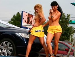 Hot sexy cuties of Adult Entertainment Expo galery Image 6