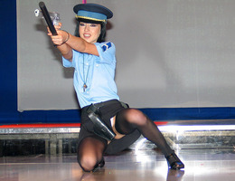 Show club events ladies gal Image 7
