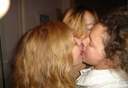 Amateurs Swinger Party images Image 3