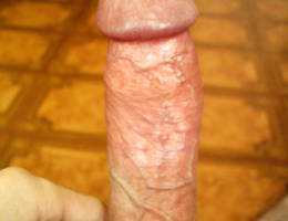 A guy masturbating at home set Image 1
