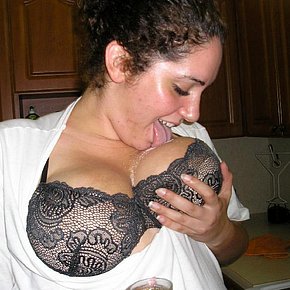 amateur big tits