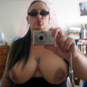 amateur big tits