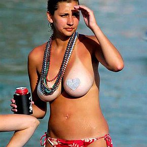 amateur big tits