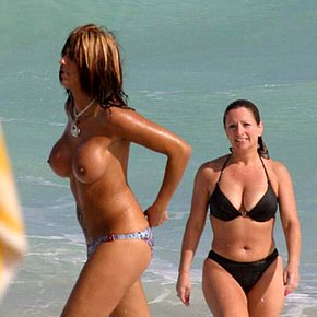 amateur big tits