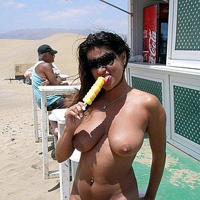 amateur big tits