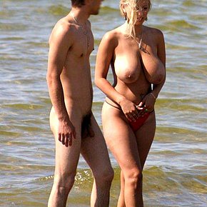 amateur big tits