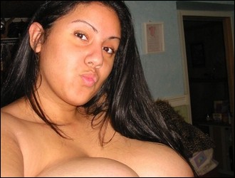 busty_girlfriends_000906.jpg