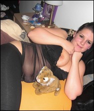 busty_girlfriends_000410.jpg