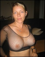 busty_girlfriends_000187.jpg