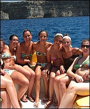 busty_girlfriends_4710.jpg