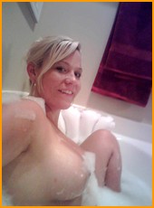 busty_girlfriends_000715.jpg