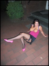 busty_girlfriends_000411.jpg