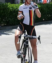 09.jpg